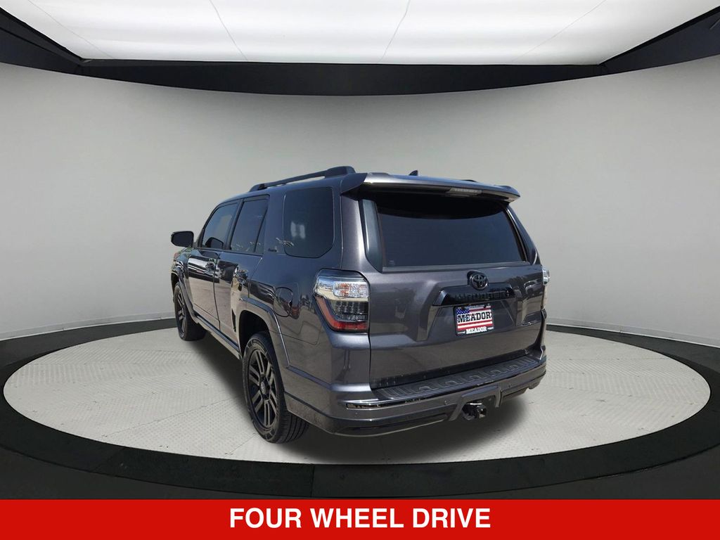 Thumbnail: 2021 Toyota 4Runner - 6