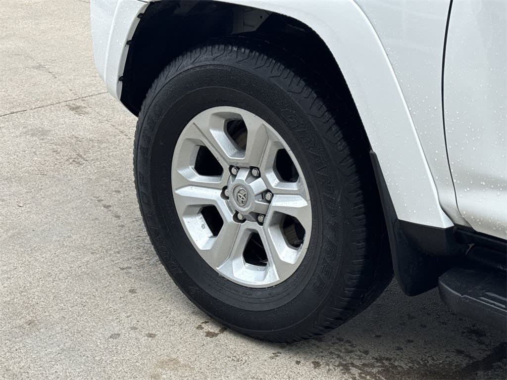 Thumbnail: 2024 Toyota 4Runner - 8