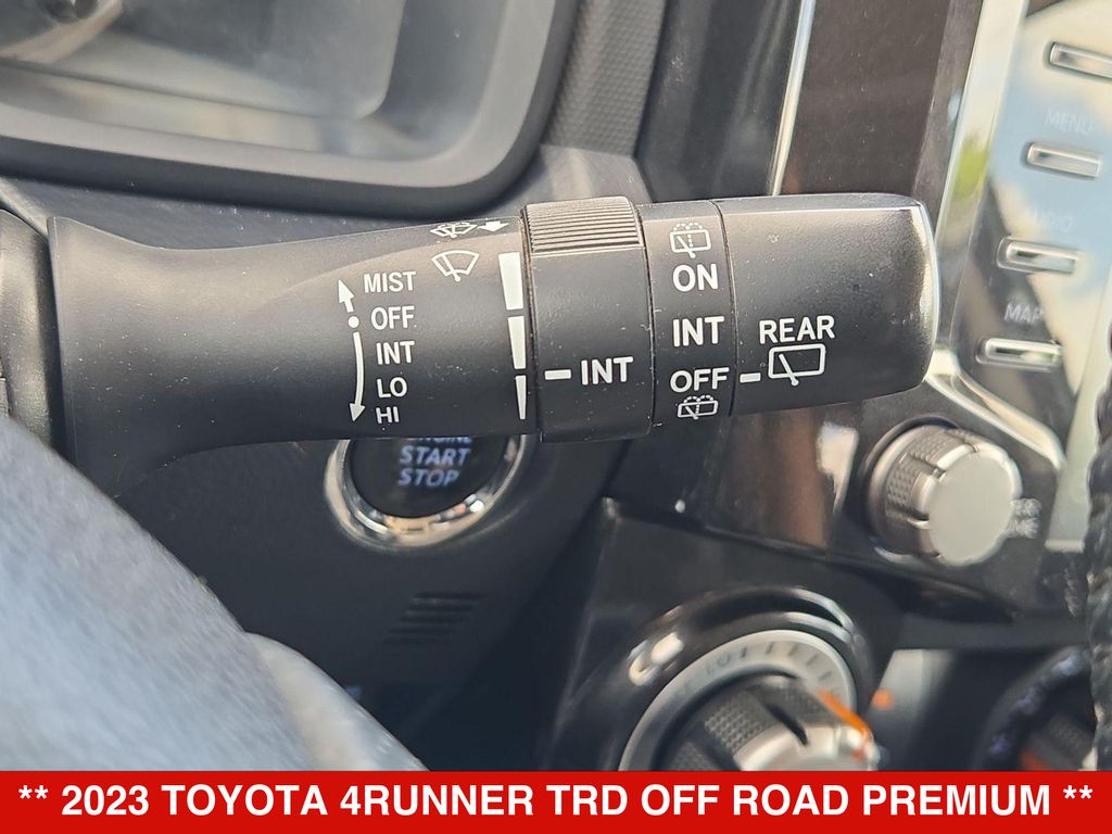 Thumbnail: 2023 Toyota 4Runner - 31