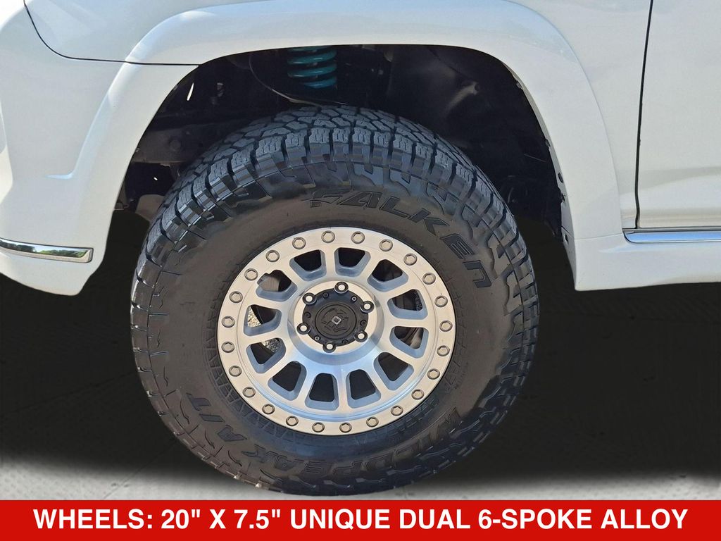 Thumbnail: 2018 Toyota 4Runner - 7