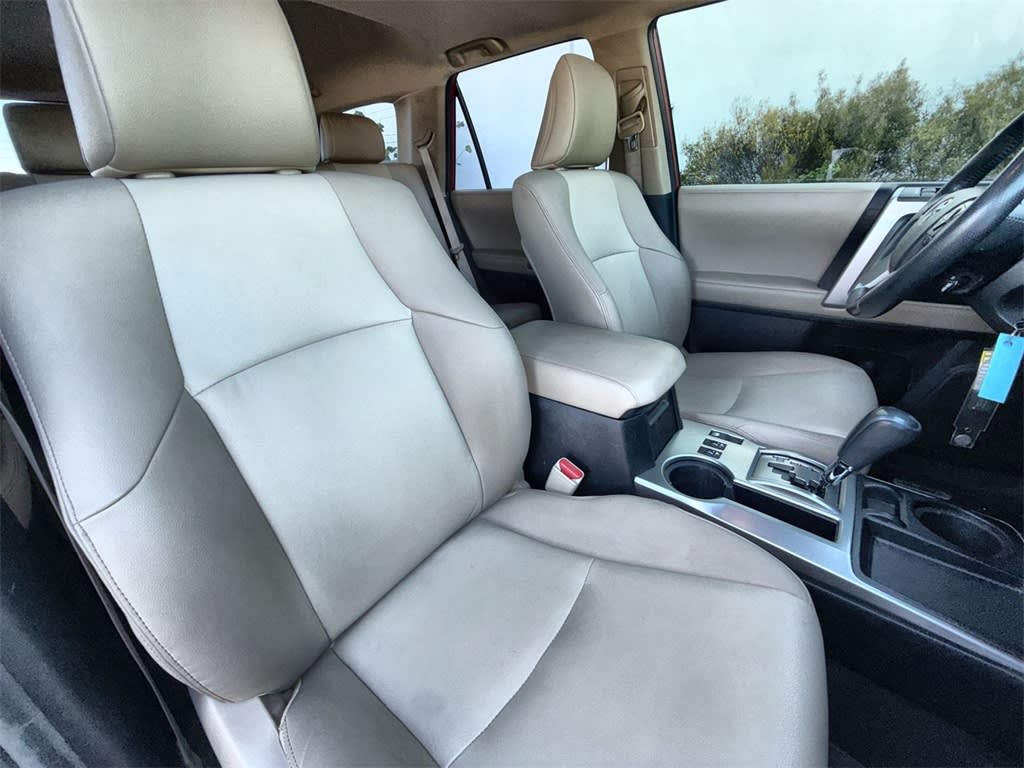 Thumbnail: 2019 Toyota 4Runner - 21