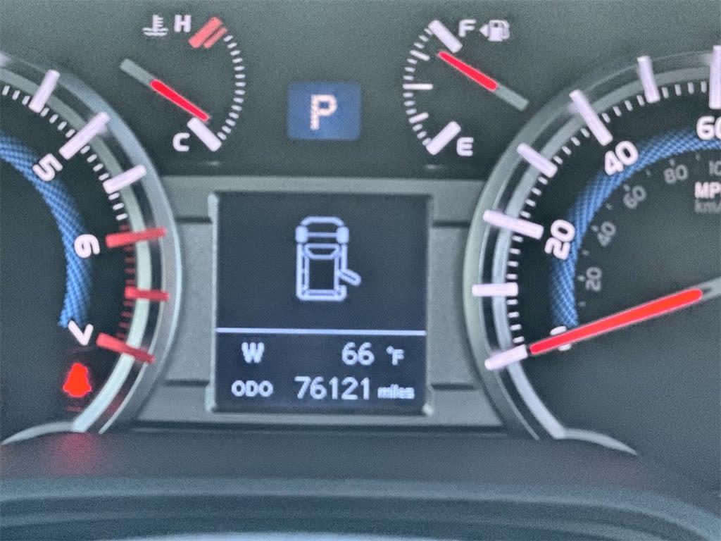 Thumbnail: 2019 Toyota 4Runner - 15