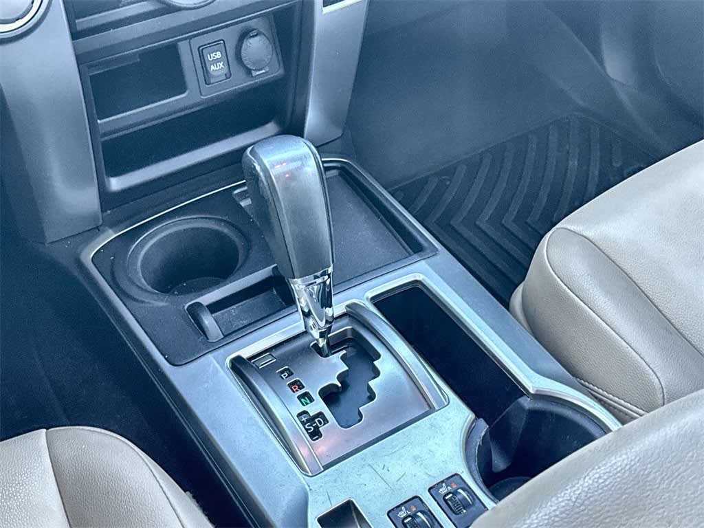 Thumbnail: 2019 Toyota 4Runner - 14