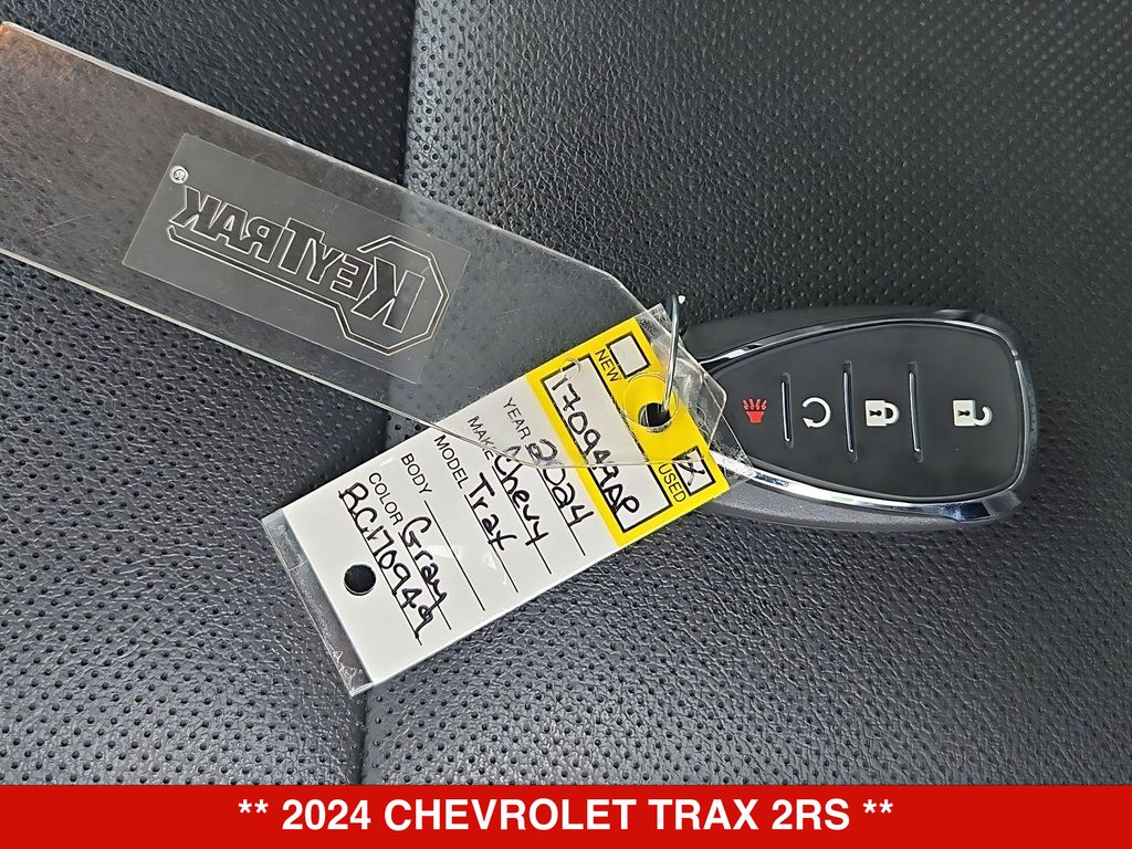 Thumbnail: 2024 Chevrolet Trax - 19