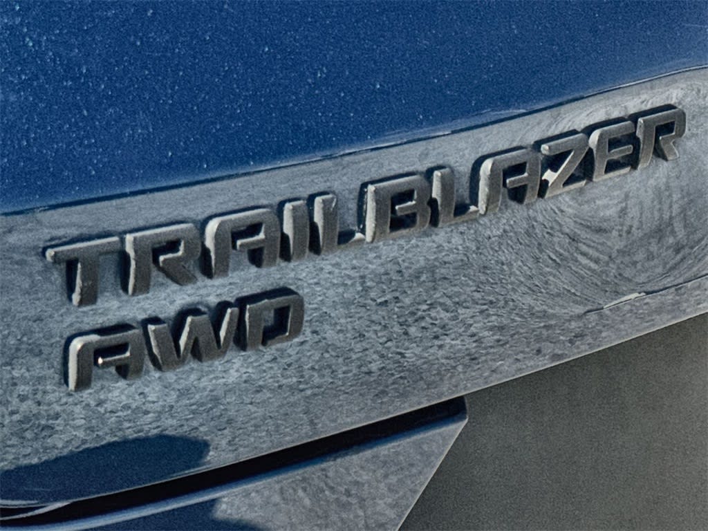 Thumbnail: 2021 Chevrolet TrailBlazer - 7