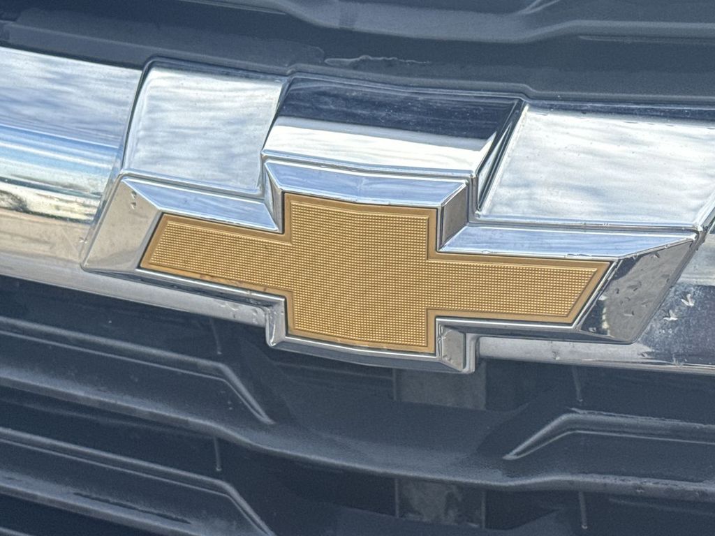 Thumbnail: 2025 Chevrolet TrailBlazer - 21