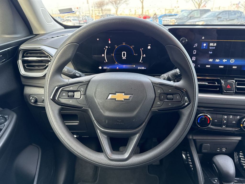Thumbnail: 2025 Chevrolet TrailBlazer - 13