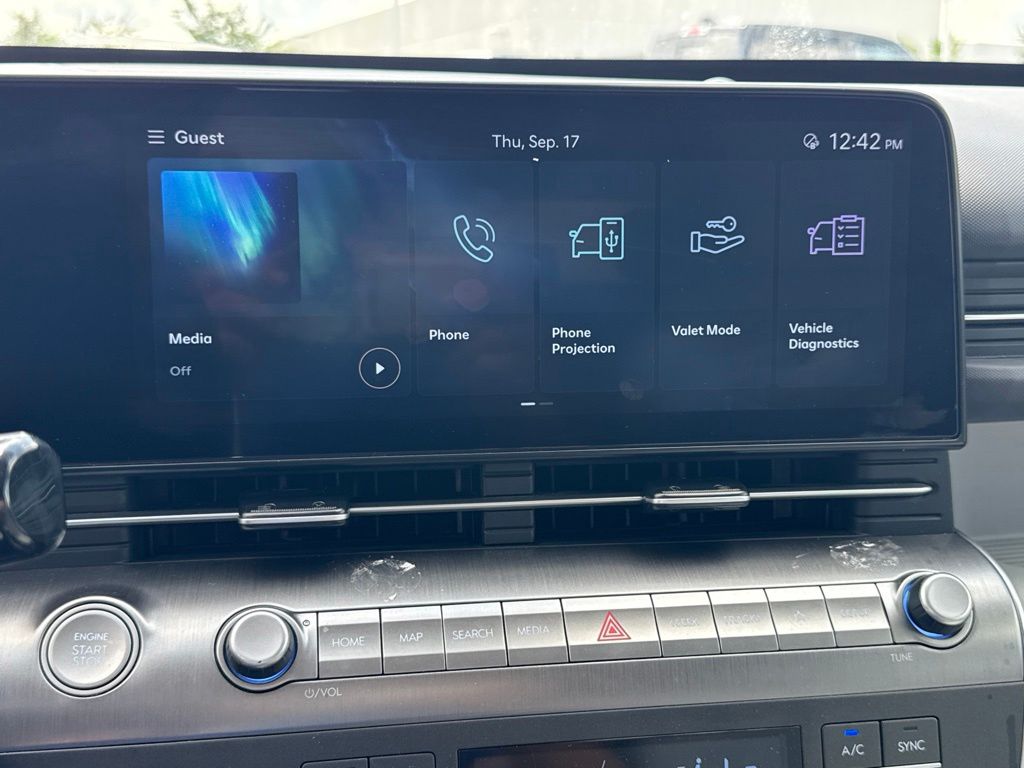 Thumbnail: 2024 Hyundai Kona - 9