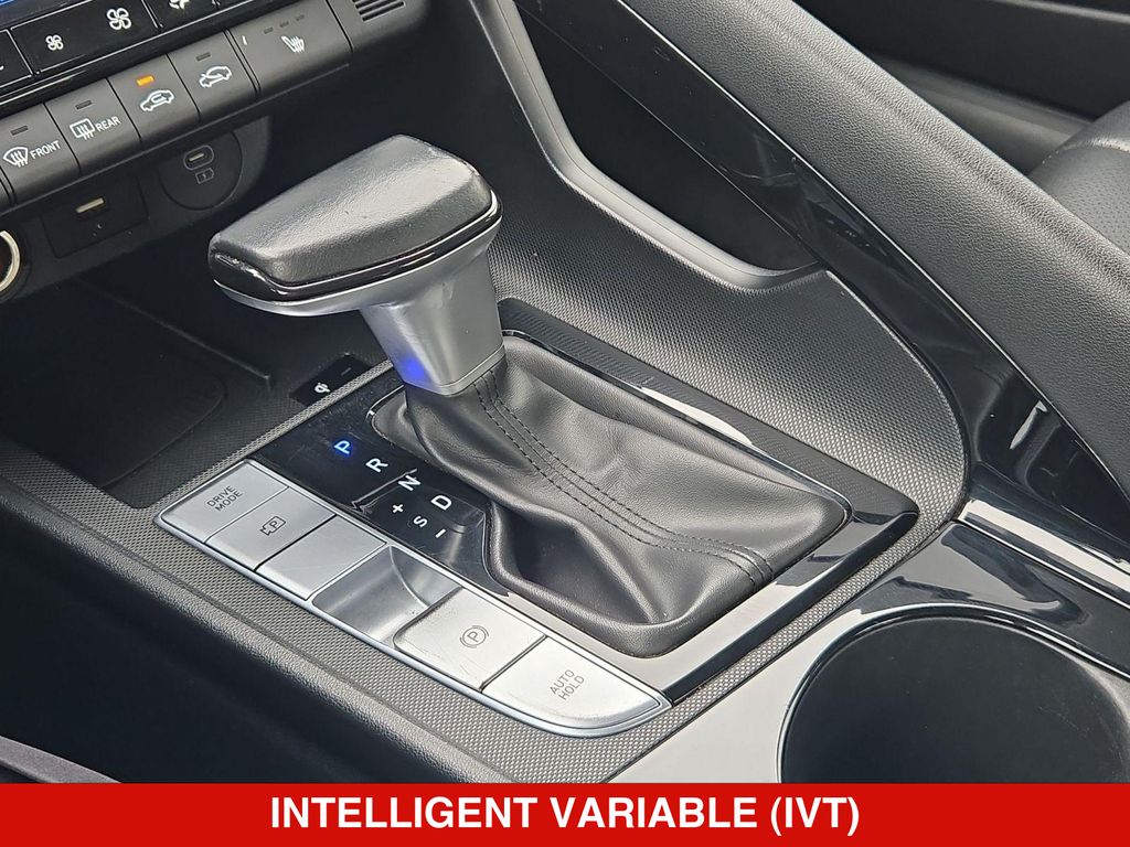 Thumbnail: 2025 Hyundai Elantra - 16