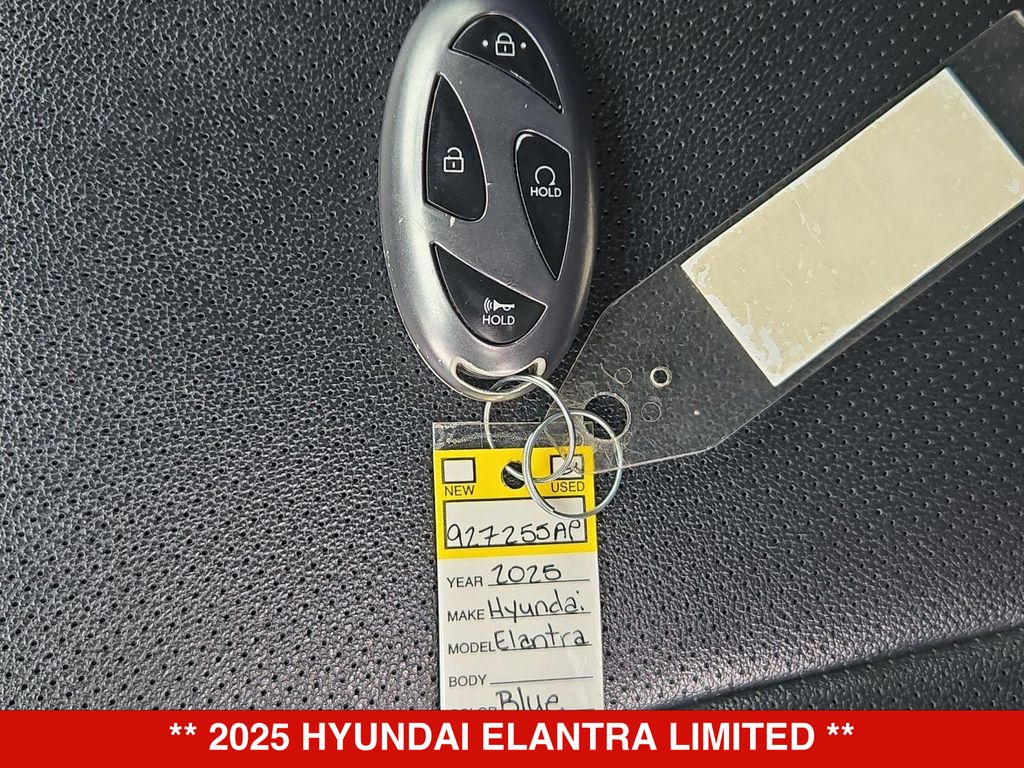 Thumbnail: 2025 Hyundai Elantra - 19