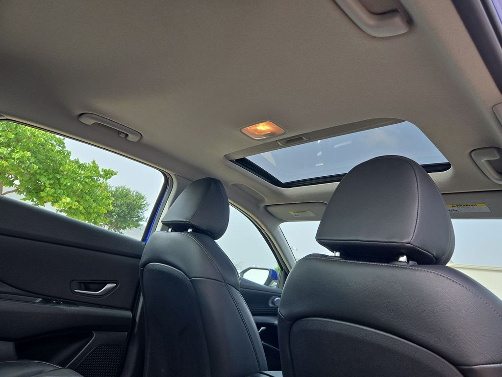 Thumbnail: 2024 Hyundai Elantra - 30
