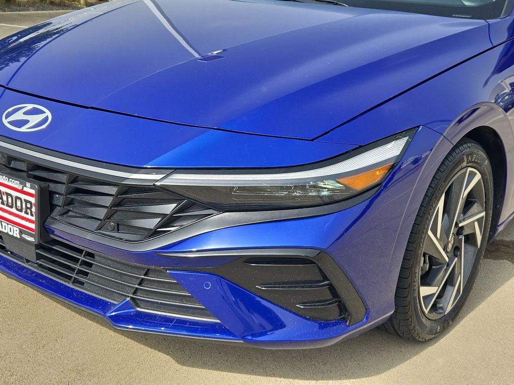 Thumbnail: 2024 Hyundai Elantra - 25