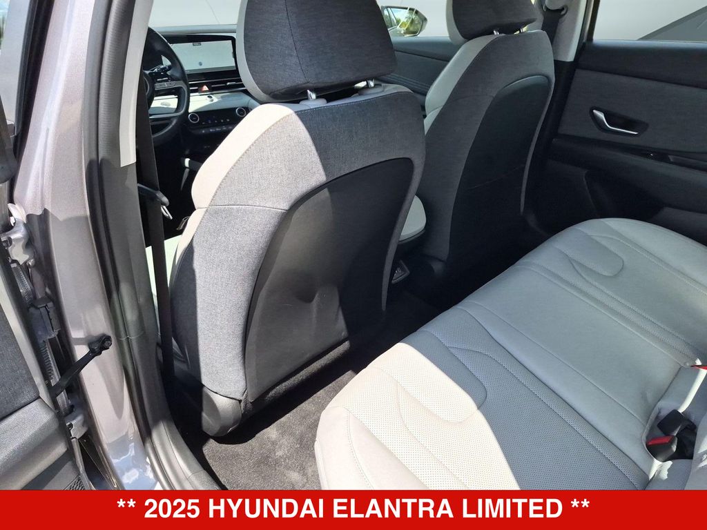 Thumbnail: 2025 Hyundai Elantra - 12