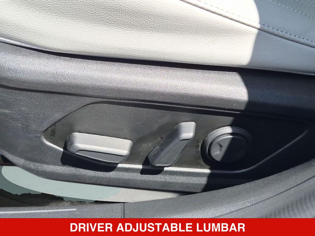 Thumbnail: 2025 Hyundai Elantra - 22