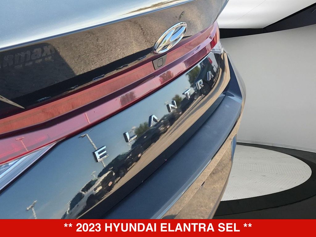 Thumbnail: 2023 Hyundai Elantra - 21