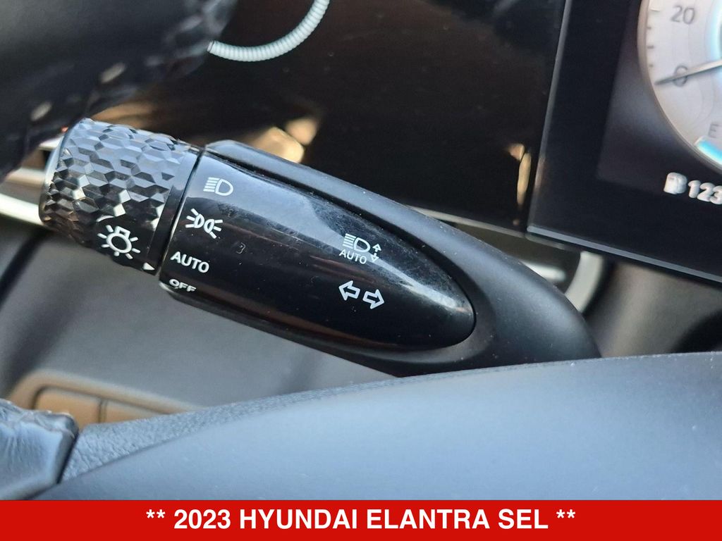 Thumbnail: 2023 Hyundai Elantra - 28