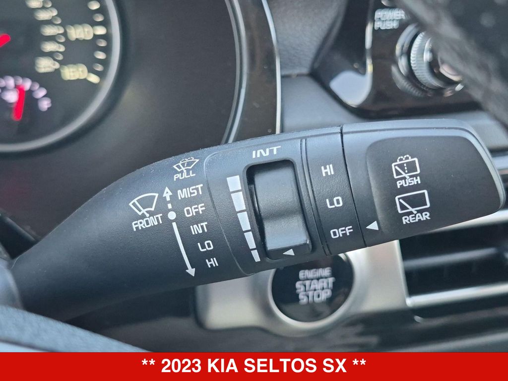 Thumbnail: 2023 Kia Seltos - 30