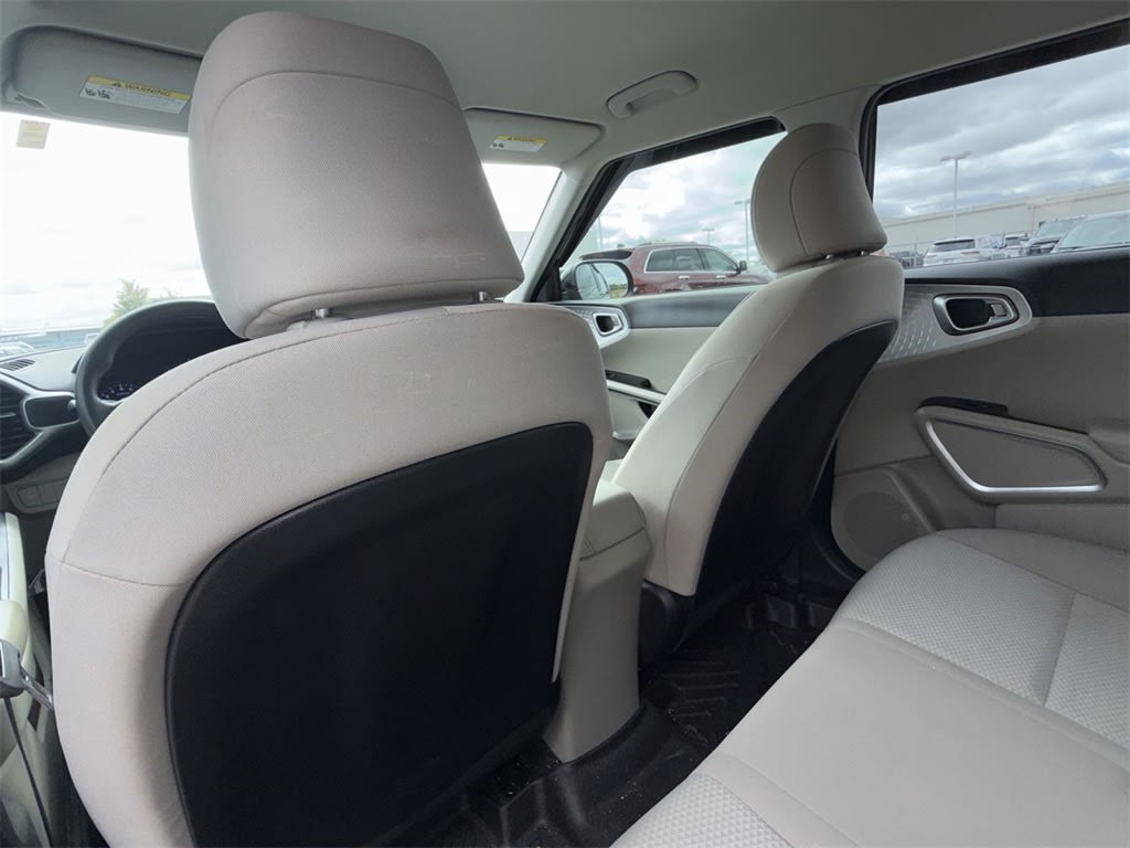 Thumbnail: 2020 Kia Soul - 12