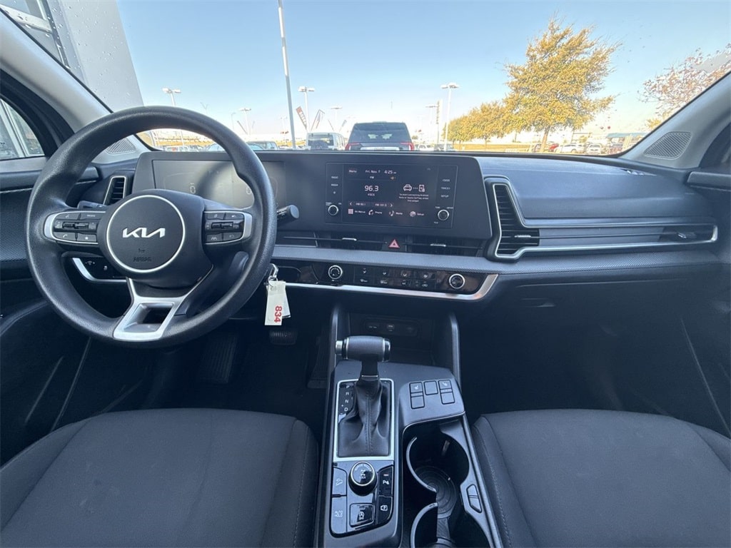 Thumbnail: 2023 Kia Sportage - 9