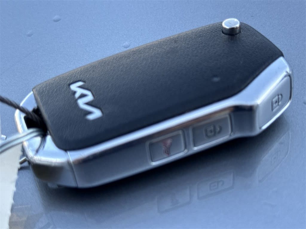 Thumbnail: 2023 Kia Sportage - 18