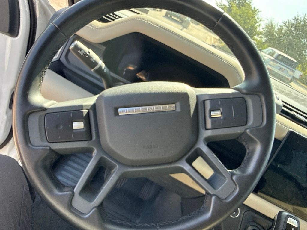 Thumbnail: 2024 Land Rover Defender - 2