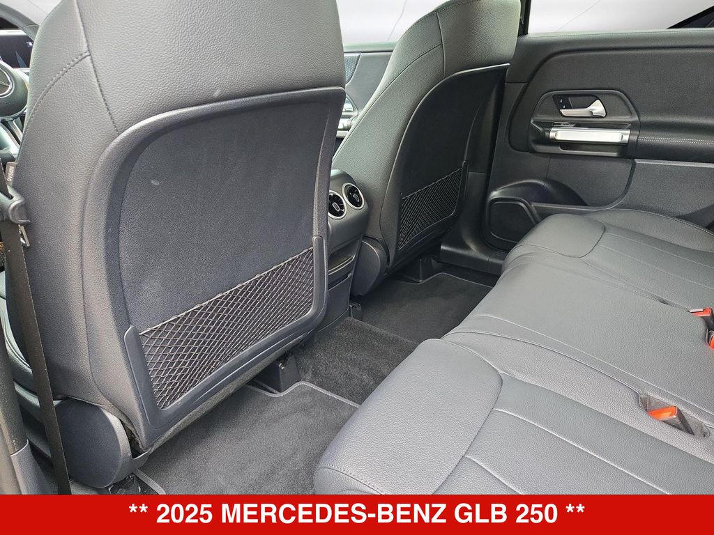 Thumbnail: 2025 Mercedes-Benz GLB - 13