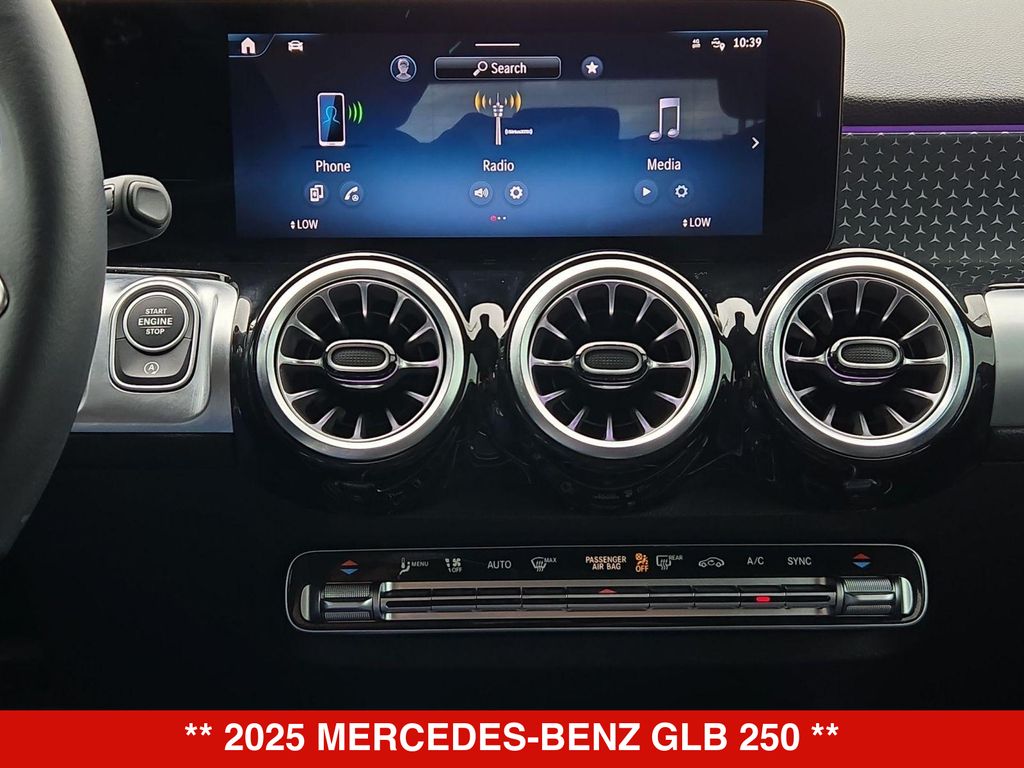 Thumbnail: 2025 Mercedes-Benz GLB - 15