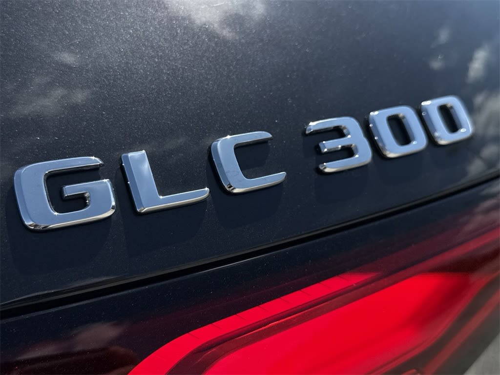 Thumbnail: 2025 Mercedes-Benz GLC - 19