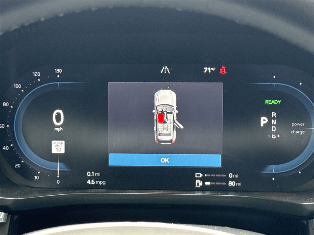 Thumbnail: 2023 Volvo XC60 - 16