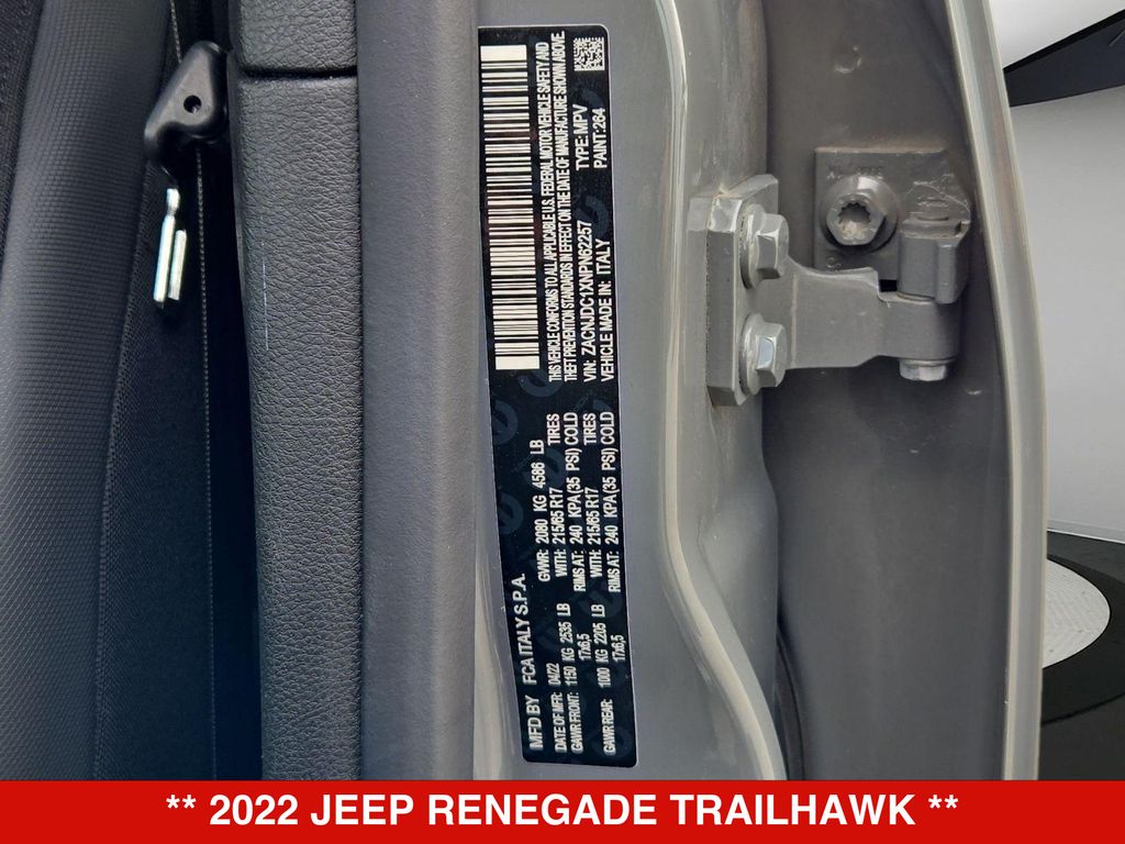Thumbnail: 2022 Jeep Renegade - 20