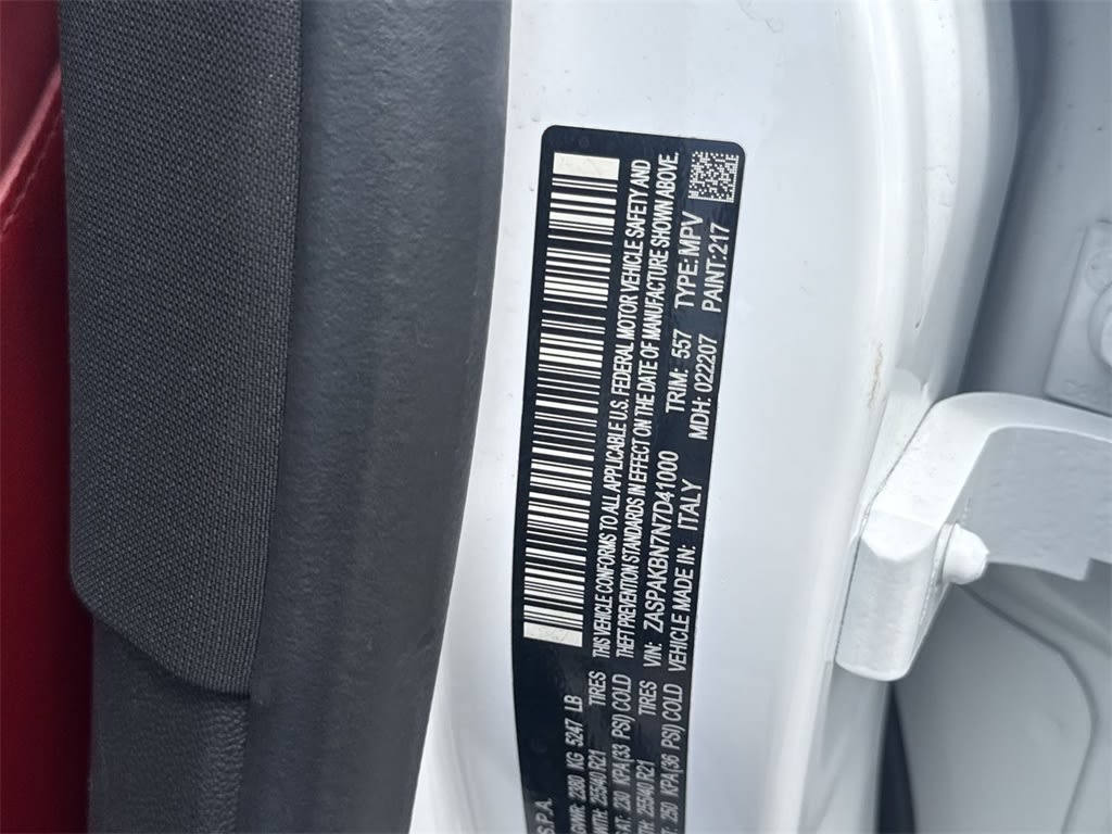 Thumbnail: 2022 Alfa Romeo Stelvio - 20