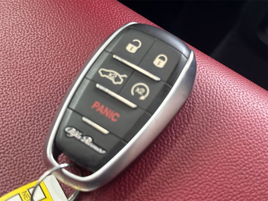 Thumbnail: 2022 Alfa Romeo Stelvio - 19