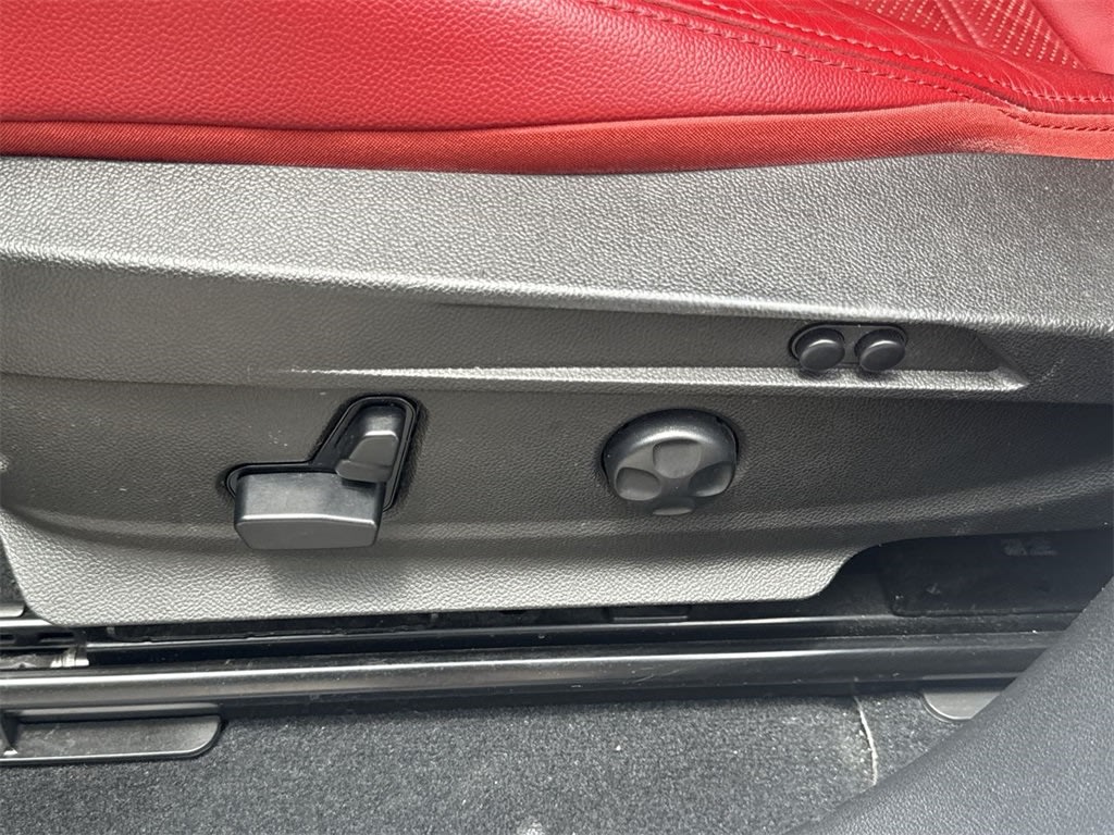 Thumbnail: 2022 Alfa Romeo Stelvio - 27