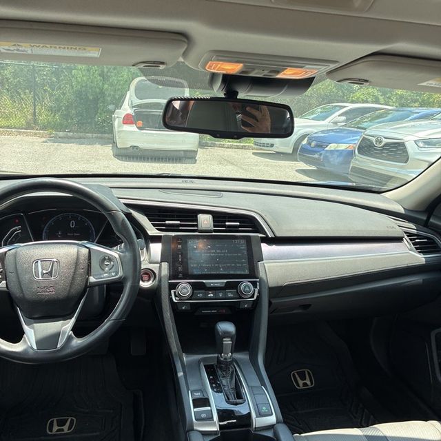 Thumbnail: 2017 Honda Civic - 11