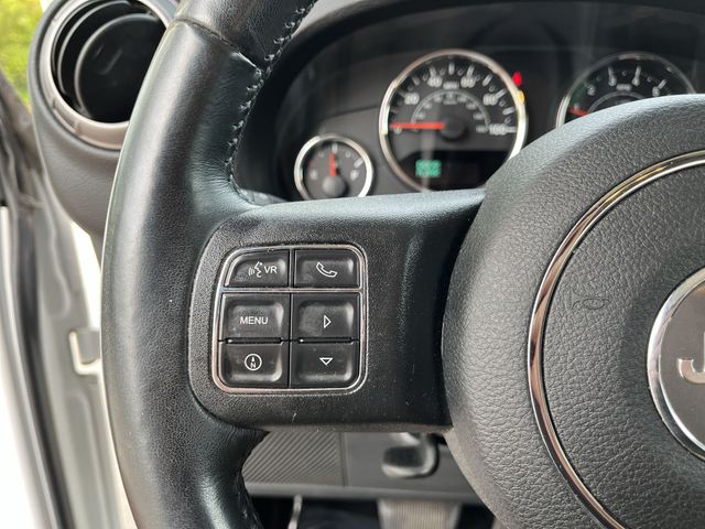 Thumbnail: 2018 Jeep Wrangler - 23