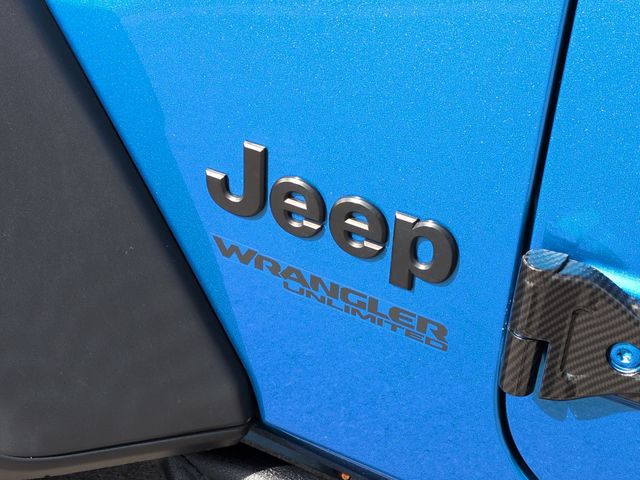 Thumbnail: 2022 Jeep Wrangler - 22
