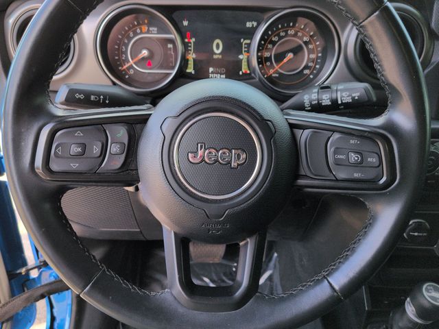 Thumbnail: 2022 Jeep Wrangler - 27