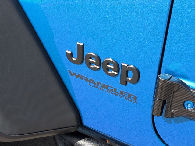 Thumbnail: 2022 Jeep Wrangler - 23