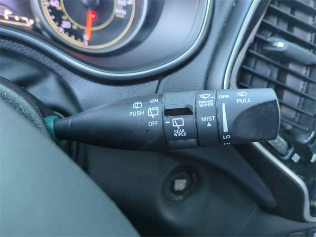 Thumbnail: 2019 Jeep Cherokee - 40