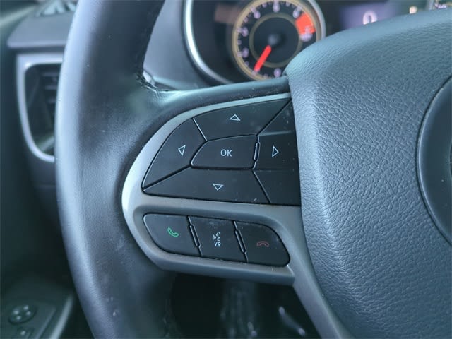 Thumbnail: 2019 Jeep Cherokee - 38