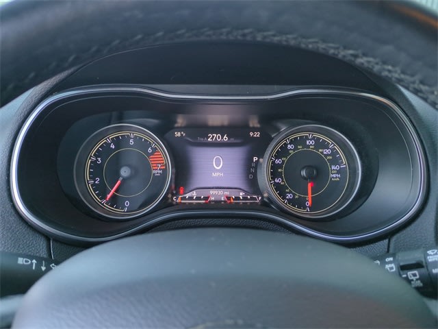 Thumbnail: 2019 Jeep Cherokee - 18