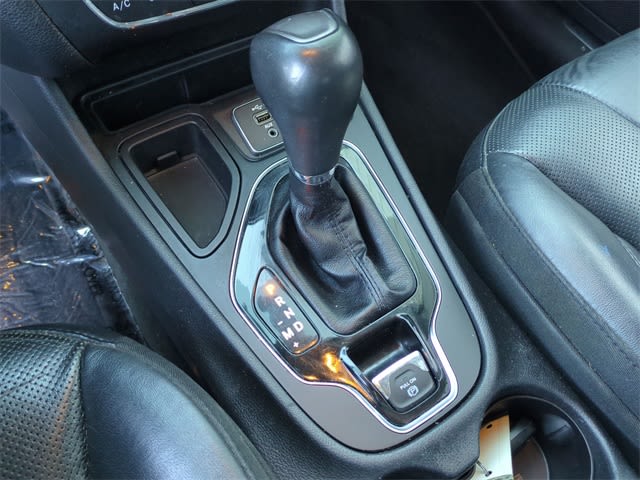 Thumbnail: 2019 Jeep Cherokee - 45