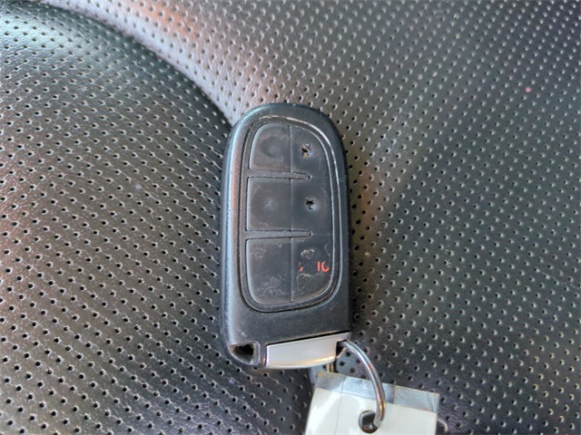 Thumbnail: 2019 Jeep Cherokee - 20