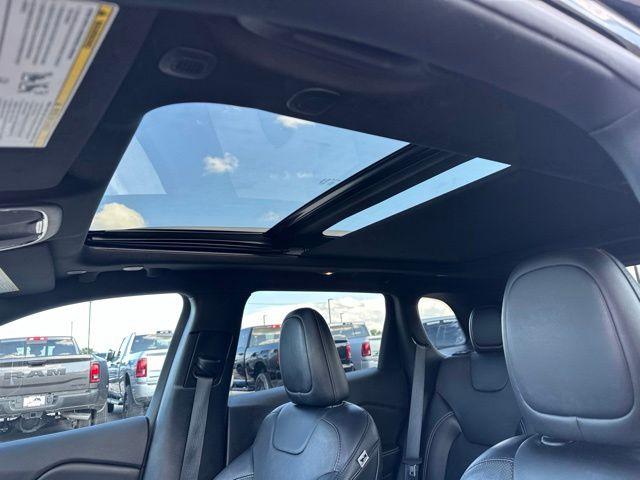 Thumbnail: 2021 Jeep Cherokee - 13