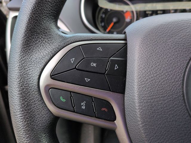 Thumbnail: 2021 Jeep Cherokee - 29