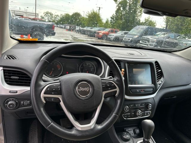Thumbnail: 2017 Jeep Cherokee - 2