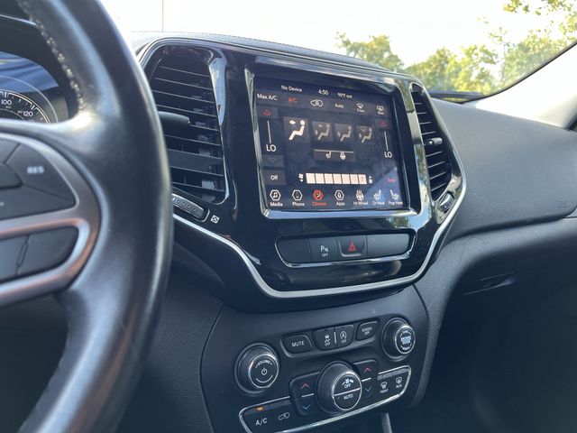 Thumbnail: 2019 Jeep Cherokee - 26