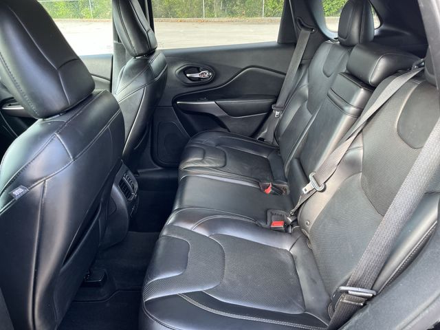 Thumbnail: 2019 Jeep Cherokee - 10