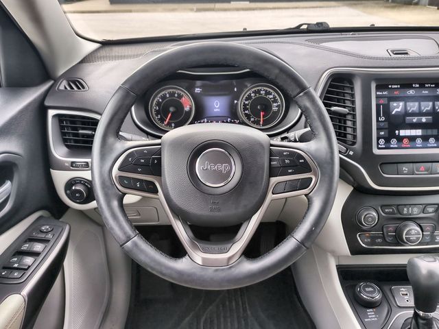 Thumbnail: 2021 Jeep Cherokee - 14