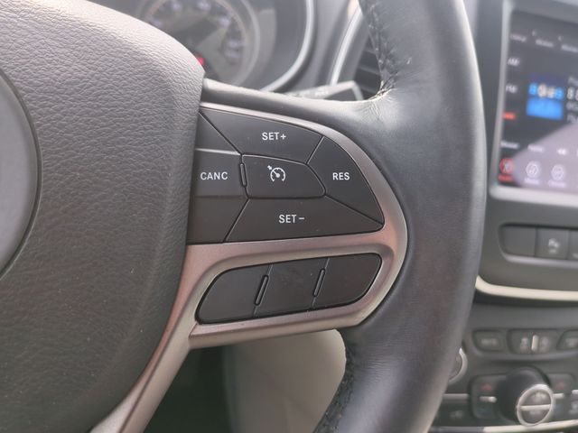 Thumbnail: 2021 Jeep Cherokee - 31